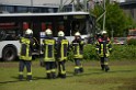 Schwerer Bus Unfall Koeln Porz Gremberghoven Neuenhofstr P038